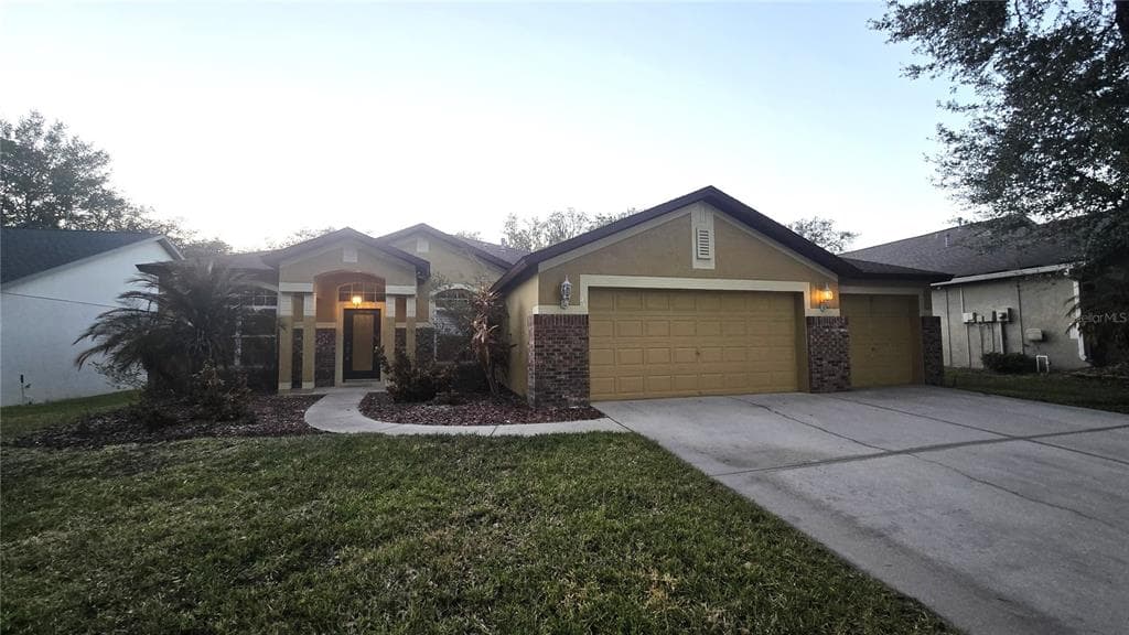 14818 HERONGLEN DRIVE LITHIA, FL 33547