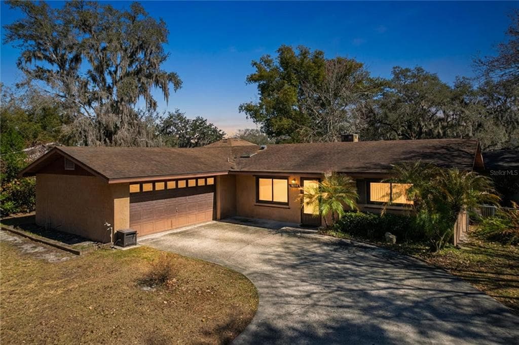 18519 BARTON DRIVE LUTZ, FL 33549