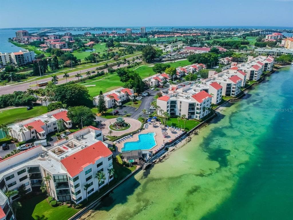 5541 PUERTA DEL SOL BOULEVARD S UNIT 316 ST PETERSBURG, FL 33715