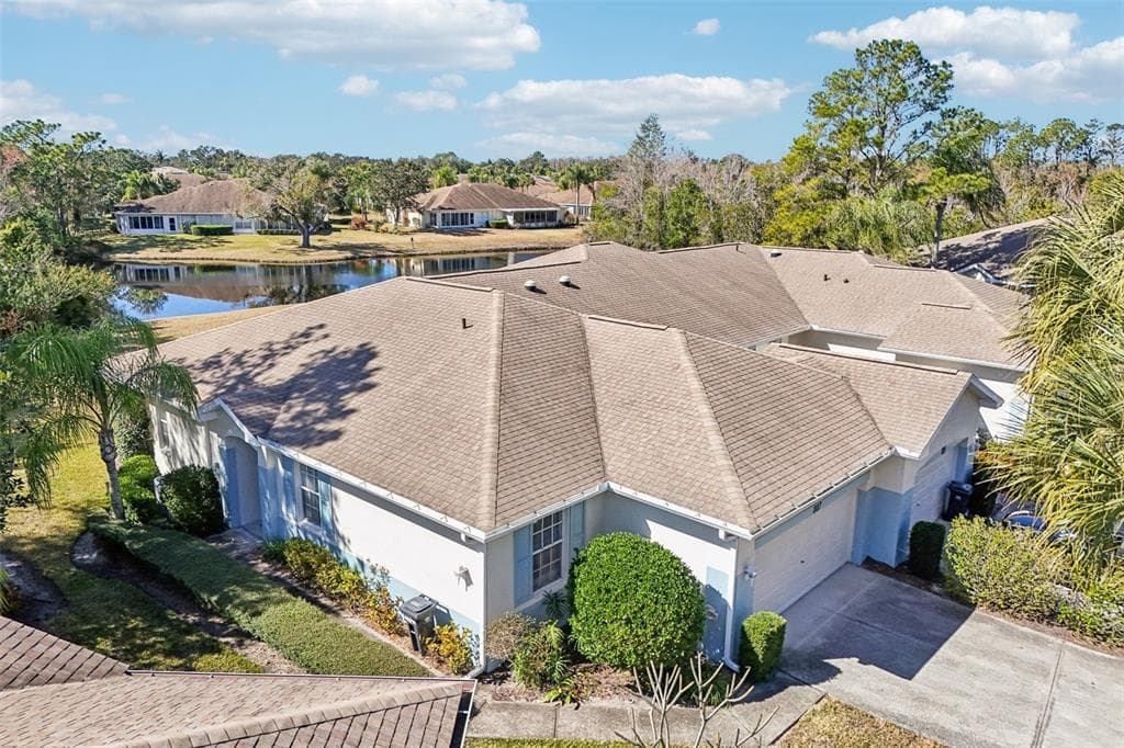 807 TREMONT GREENS LANE SUN CITY CENTER, FL 33573