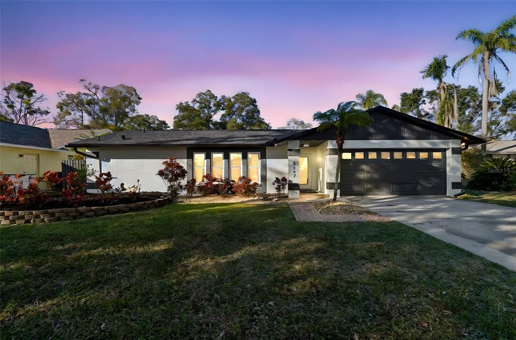 1147 RIDGECREST COURT PALM HARBOR, FL 34683