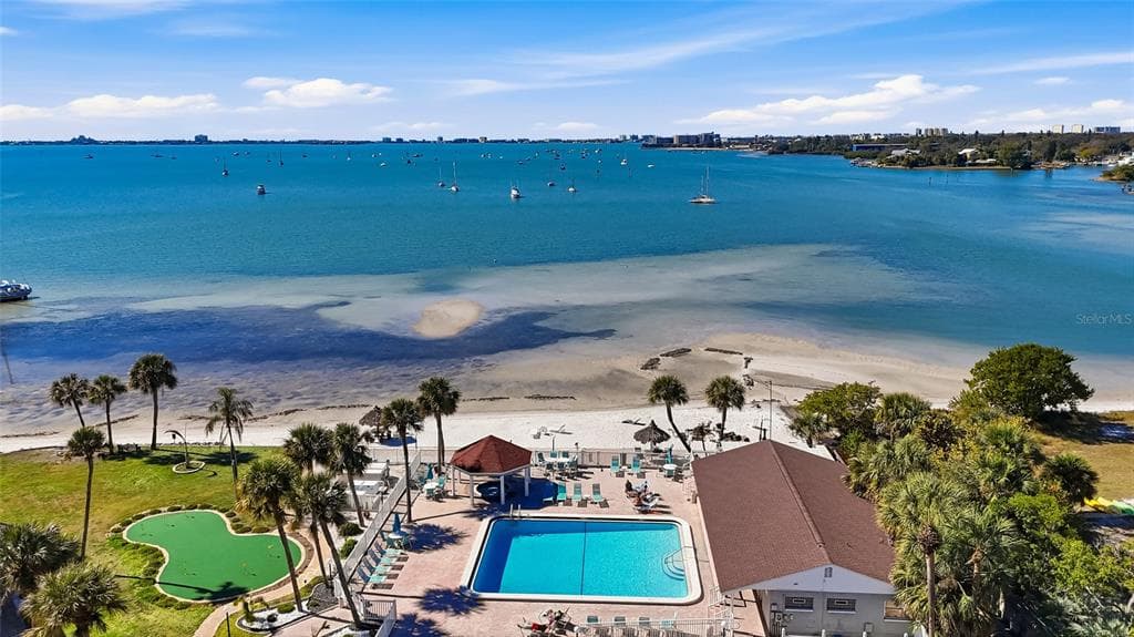 3675 41ST WAY S UNIT K ST PETERSBURG, FL 33711