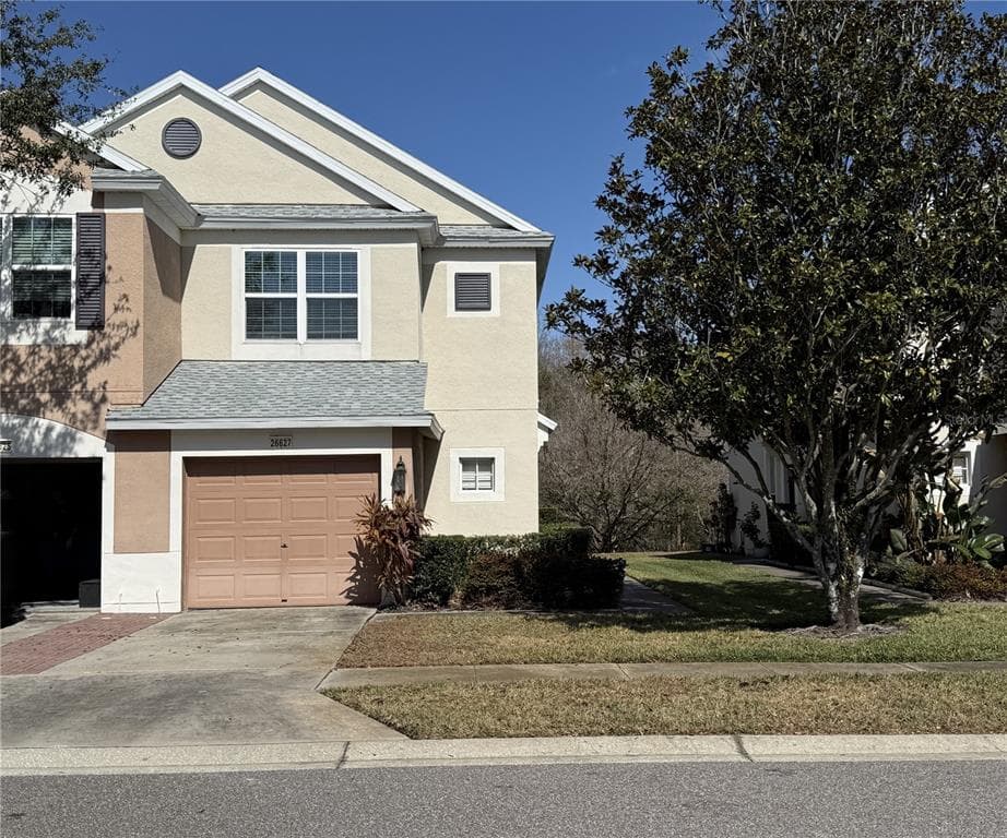 26627 CASTLEVIEW WAY WESLEY CHAPEL, FL 33544