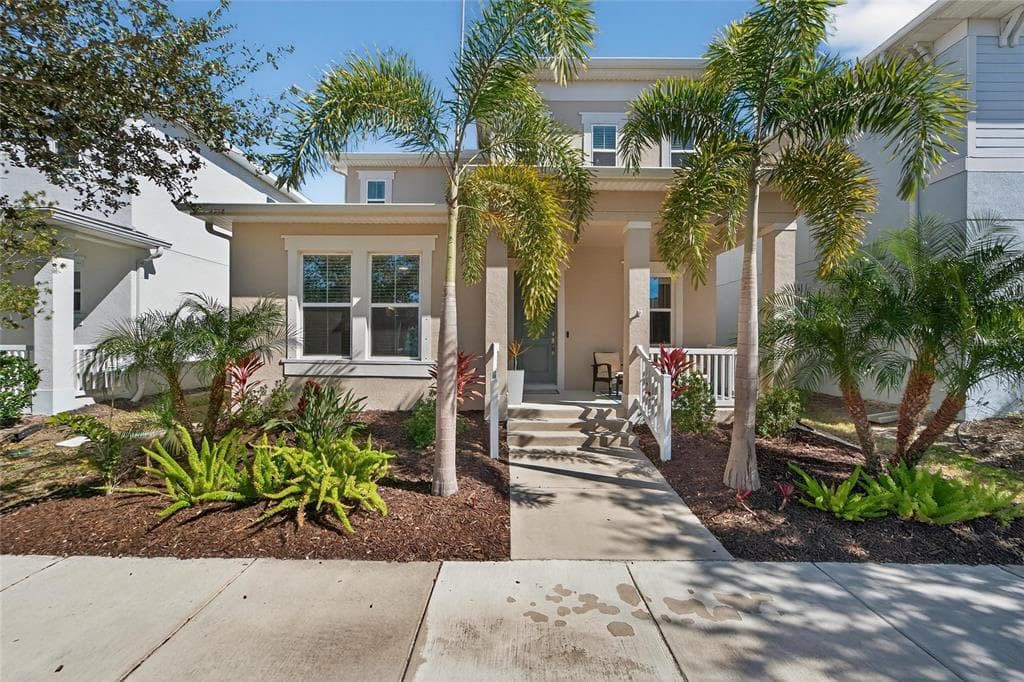 707 WINTERSIDE DRIVE APOLLO BEACH, FL 33572