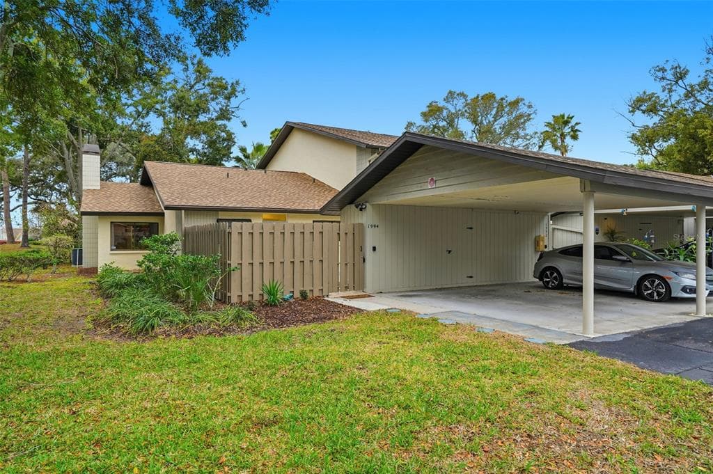 1994 WHITNEY WAY CLEARWATER, FL 33760
