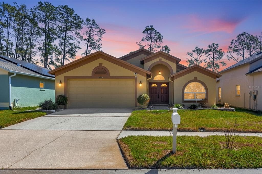 5600 S SPARROW HAWK COURT ZEPHYRHILLS, FL 33541