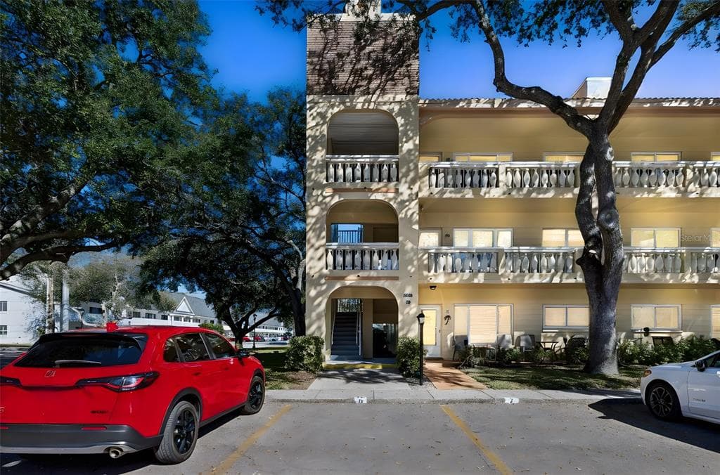 2226 SWITZERLAND WAY UNIT 46 CLEARWATER, FL 33763