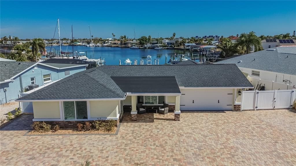 6404 LAKE SUNRISE DRIVE