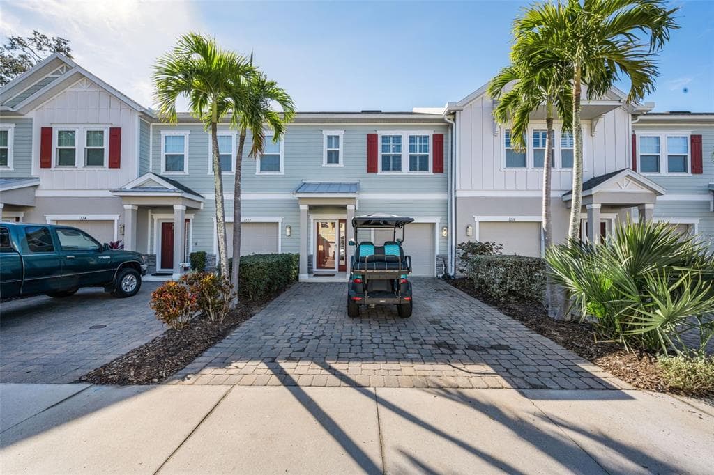 1220 SUNSET LANE DUNEDIN, FL 34698