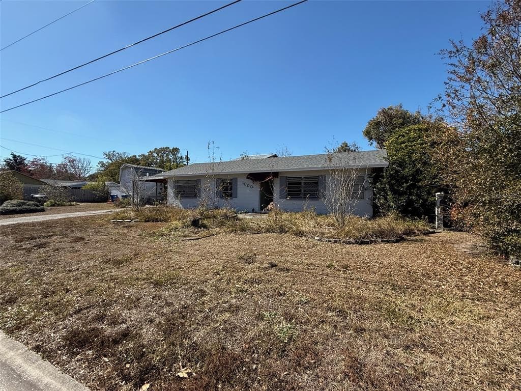 1000 48TH AVENUE N ST PETERSBURG, FL 33703