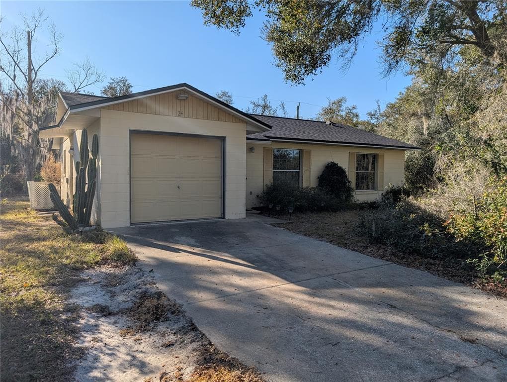 24 S COURTLAND BOULEVARD DELTONA, FL 32738