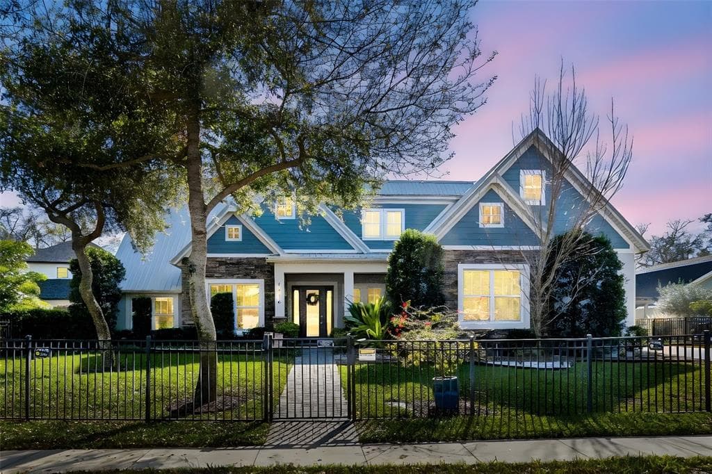 1516 GRANDVIEW DRIVE