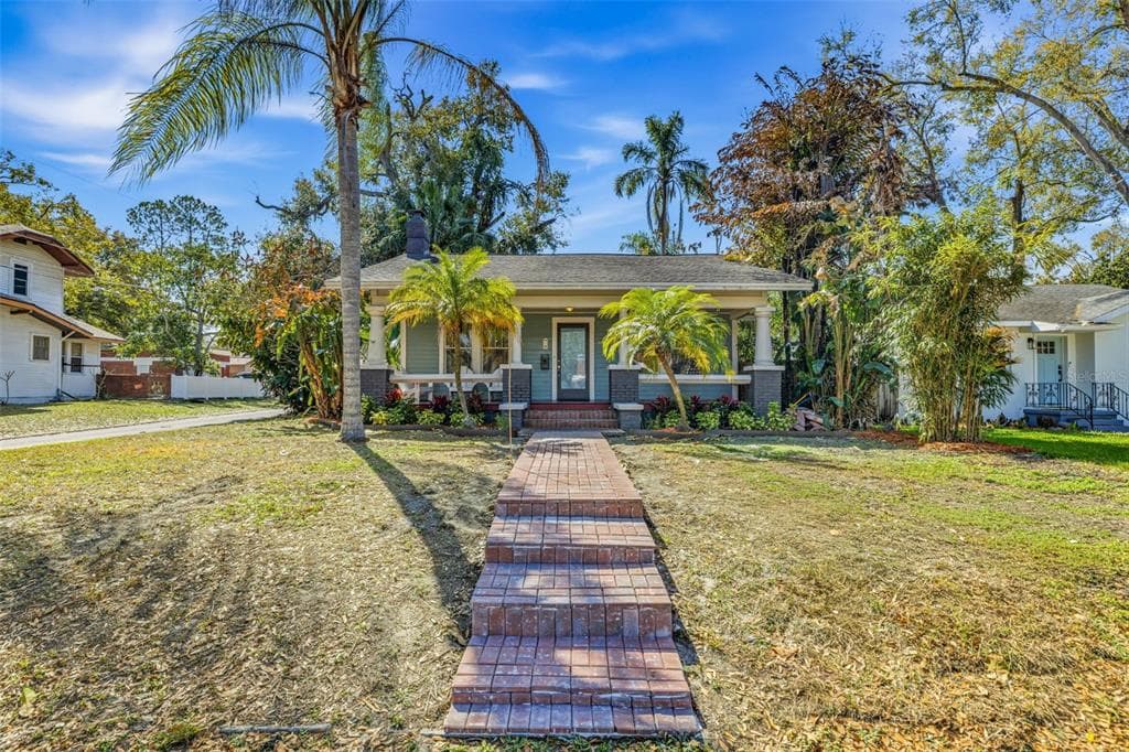 1029 E POWHATAN AVENUE TAMPA, FL 33604