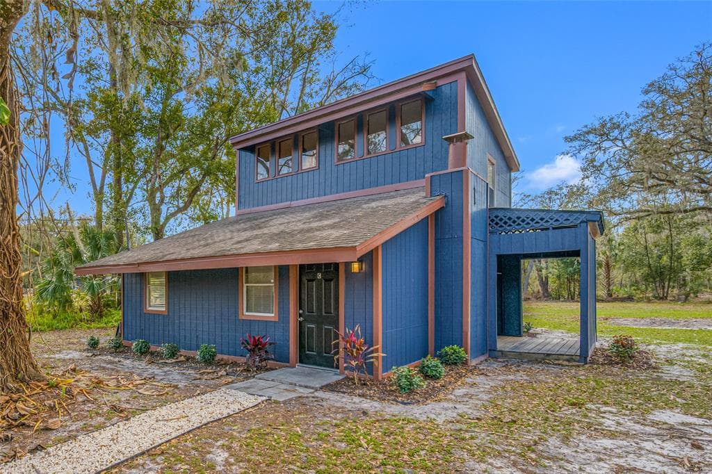 18812 CARR DRIVE UNIT C LUTZ, FL 33559