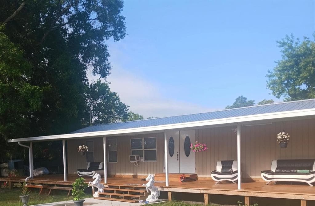 24 HAMMONS WAY FROSTPROOF, FL 33843