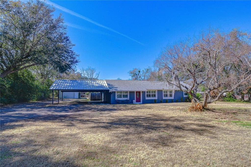 2303 S WIGGINS ROAD PLANT CITY, FL 33566