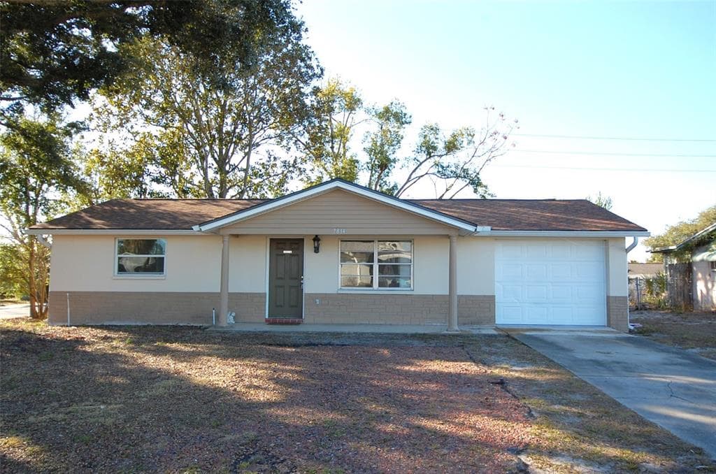 7814 TOPAY LANE PORT RICHEY, FL 34668