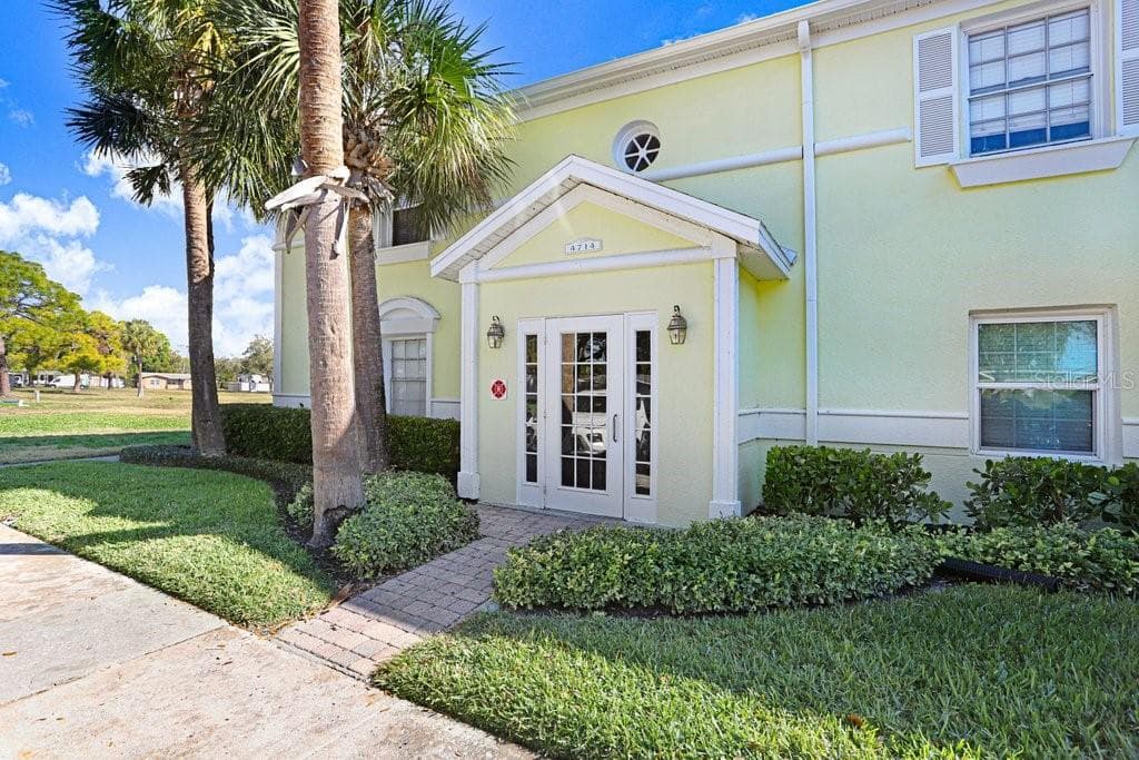 4714 COBIA DRIVE SE UNIT C ST PETERSBURG, FL 33705