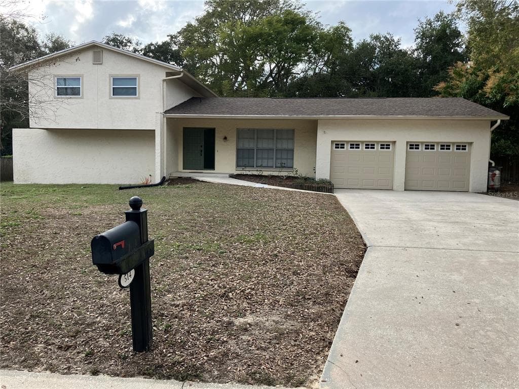 514 CRESTOVER DRIVE TEMPLE TERRACE, FL 33617