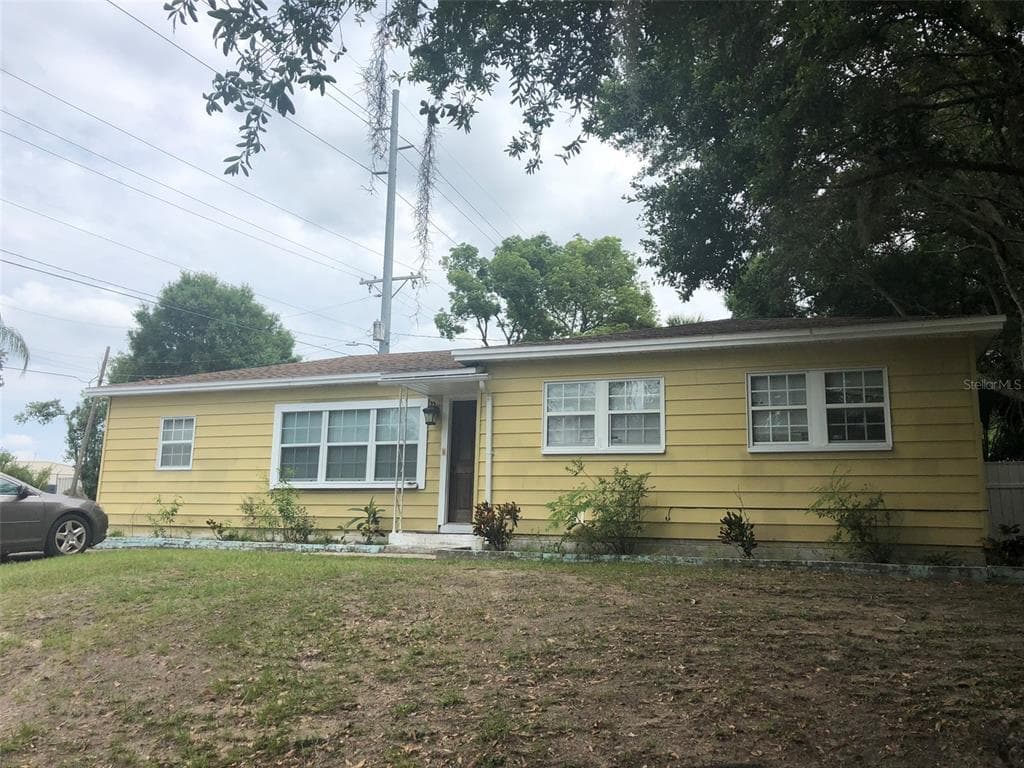 2107 E CRAWFORD STREET TAMPA, FL 33610