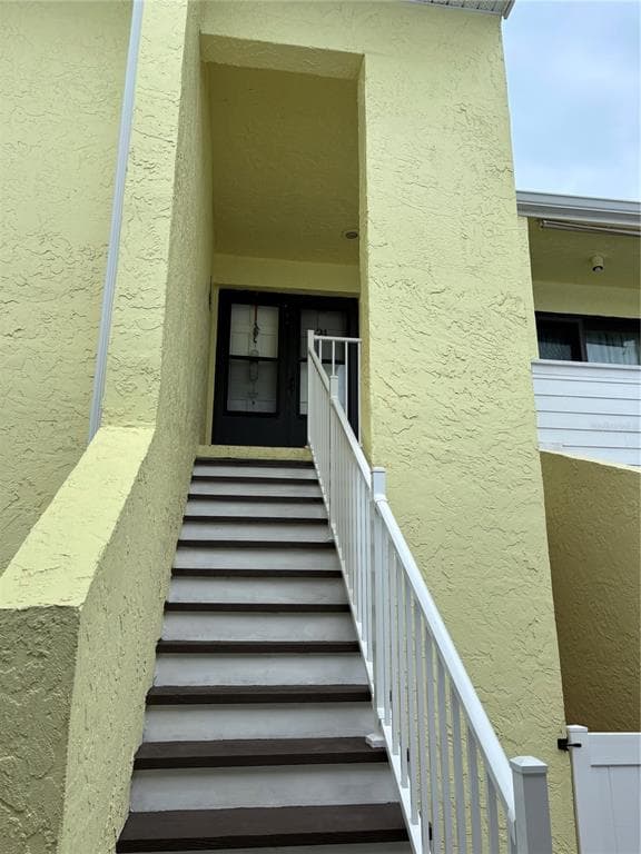 1 WINDRUSH BOULEVARD UNIT 24 INDIAN ROCKS BEACH, FL 33785