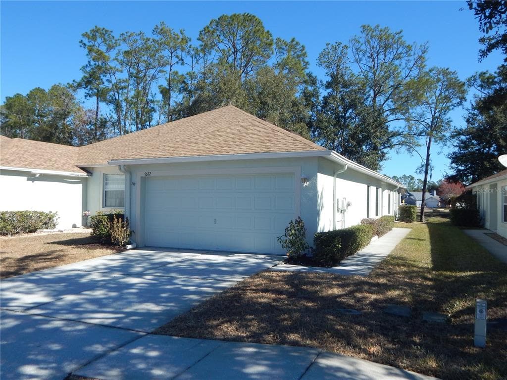 5632 AUTUMN SHIRE DRIVE ZEPHYRHILLS, FL 33541