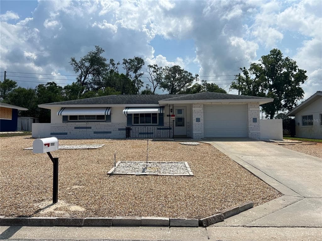 10502 LABURNUM DRIVE PORT RICHEY, FL 34668