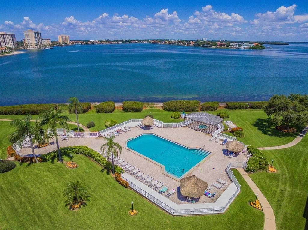 6104 PALMA DEL MAR BOULEVARD S UNIT 604 ST PETERSBURG, FL 33715