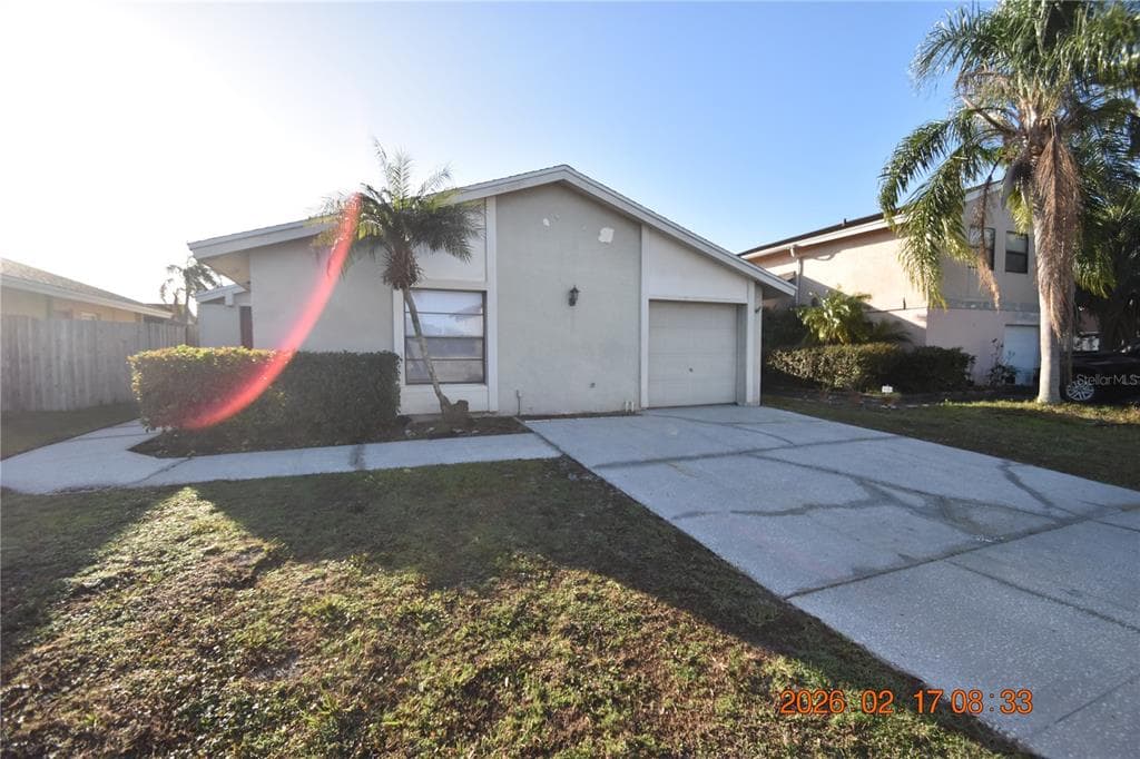 11375 BROOKGREEN DRIVE TAMPA, FL 33624