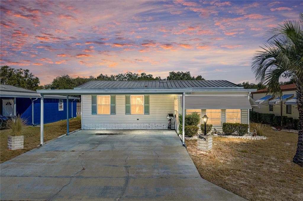 35025 MCCULLOUGHS LEAP ZEPHYRHILLS, FL 33541