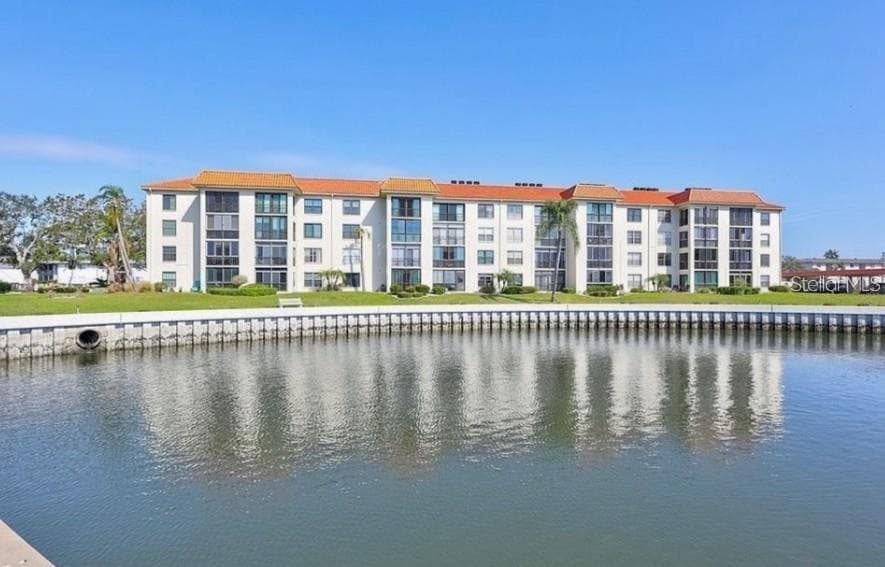 19029 US HIGHWAY 19 N UNIT 8-31 CLEARWATER, FL 33764