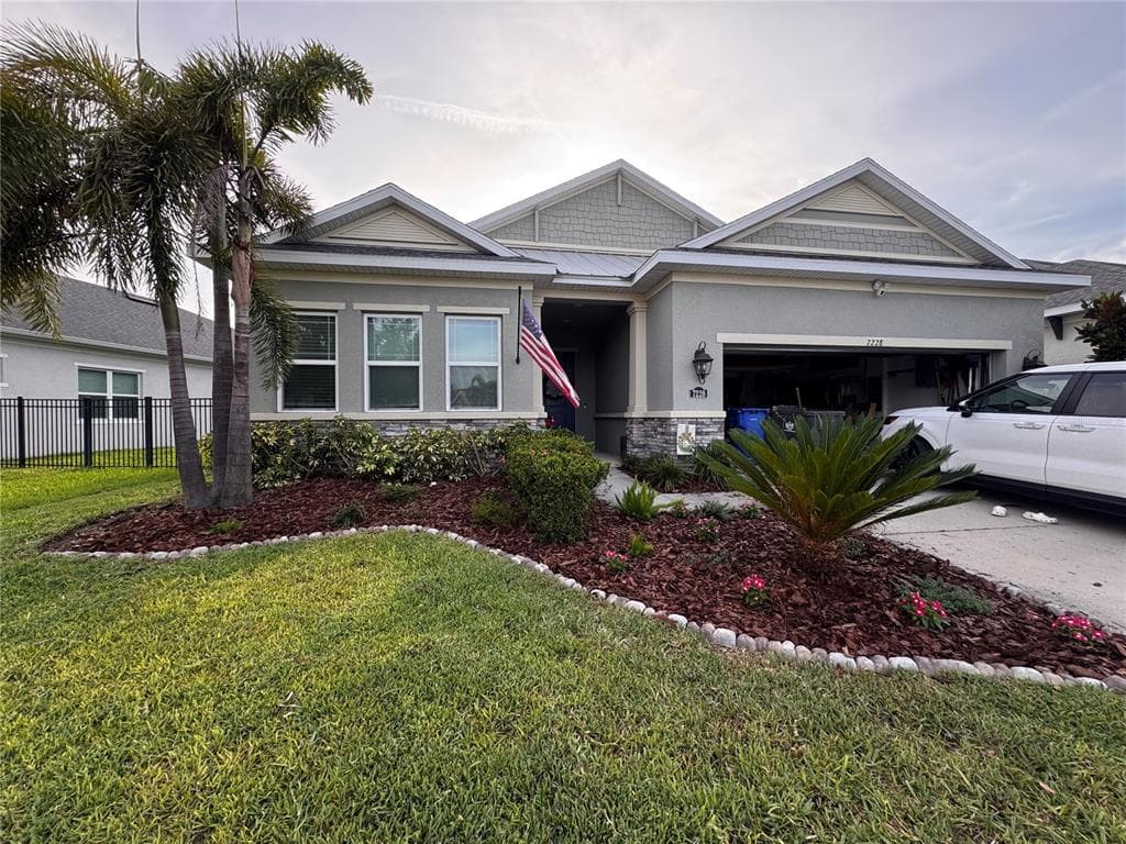 7228 HOURGLASS DRIVE APOLLO BEACH, FL 33572