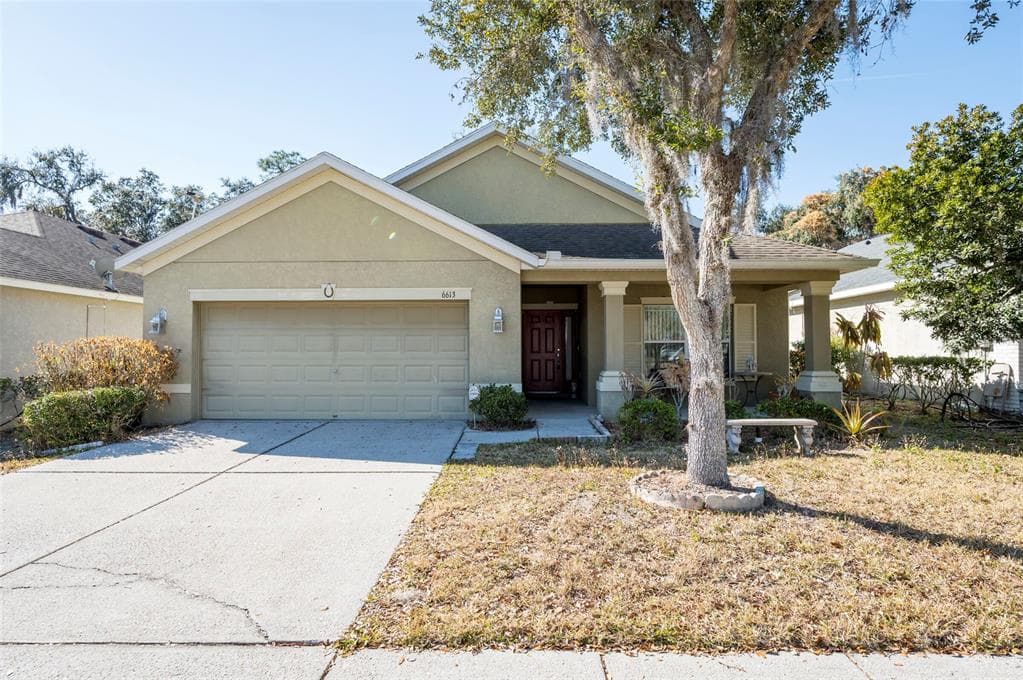 6613 BLUFF MEADOW COURT WESLEY CHAPEL, FL 33545