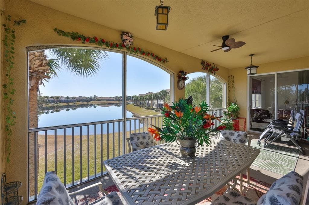 2207 S PEBBLE BEACH BOULEVARD SUN CITY CENTER, FL 33573