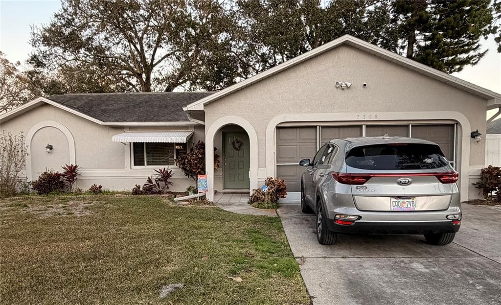 7308 FAIRWOOD AVENUE NEW PORT RICHEY, FL 34653