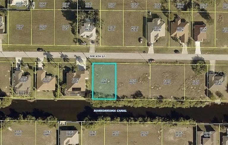 2042 NW 4TH STREET CAPE CORAL, FL 33993