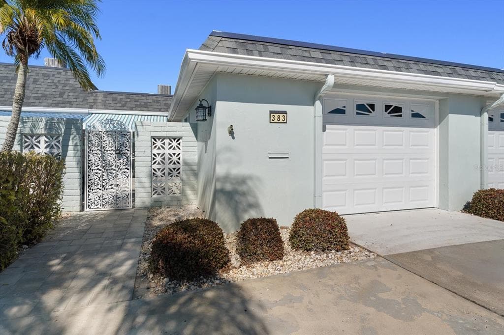 383 BOCA CIEGA POINT BOULEVARD N ST PETERSBURG, FL 33708