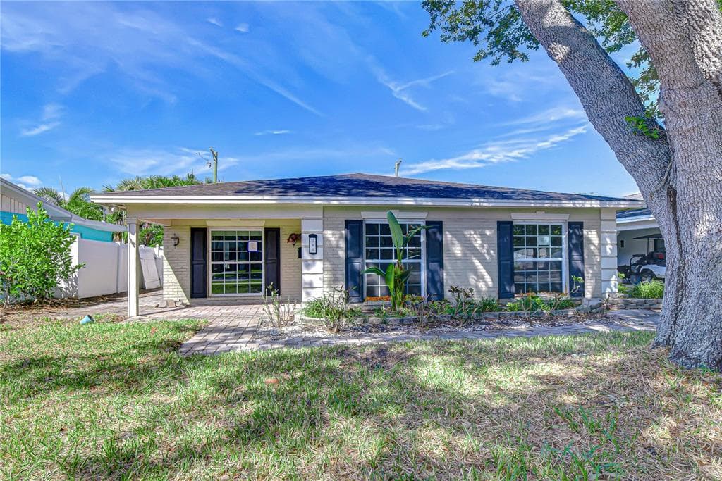 615 E DAVIS BOULEVARD TAMPA, FL 33606