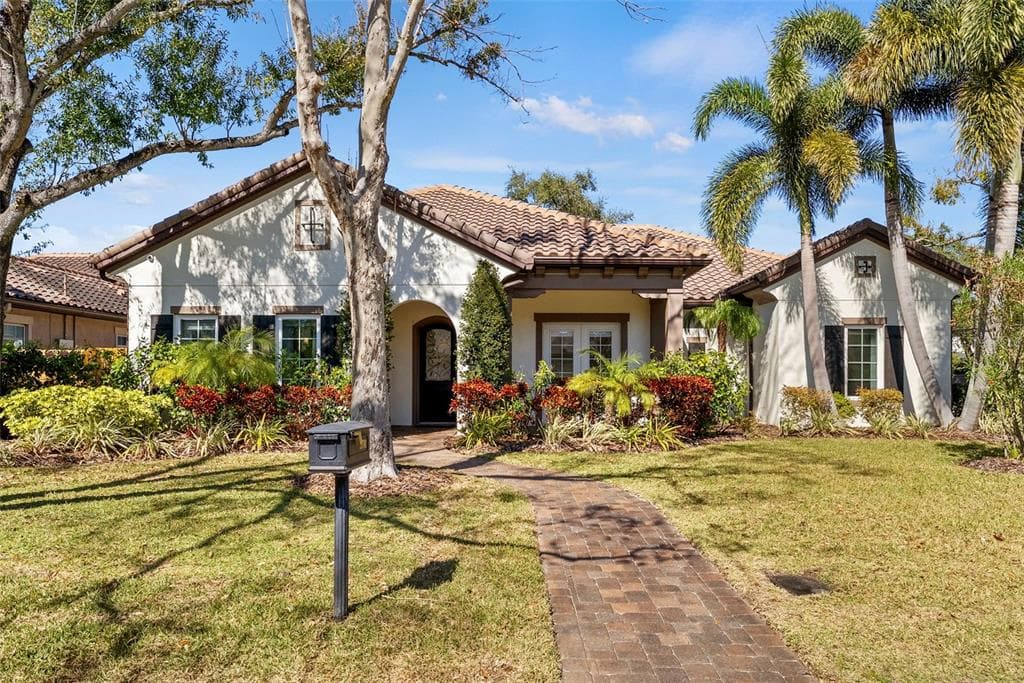 3701 W JETTON AVENUE TAMPA, FL 33629