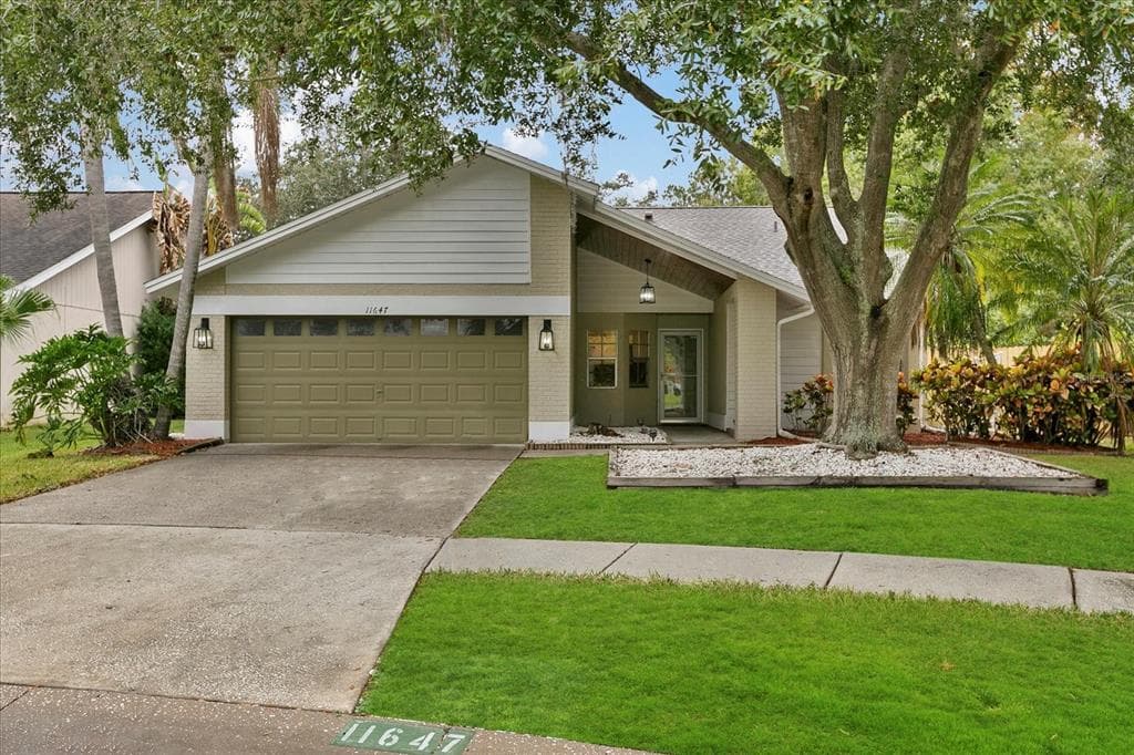 11647 FOX CREEK DRIVE TAMPA, FL 33635