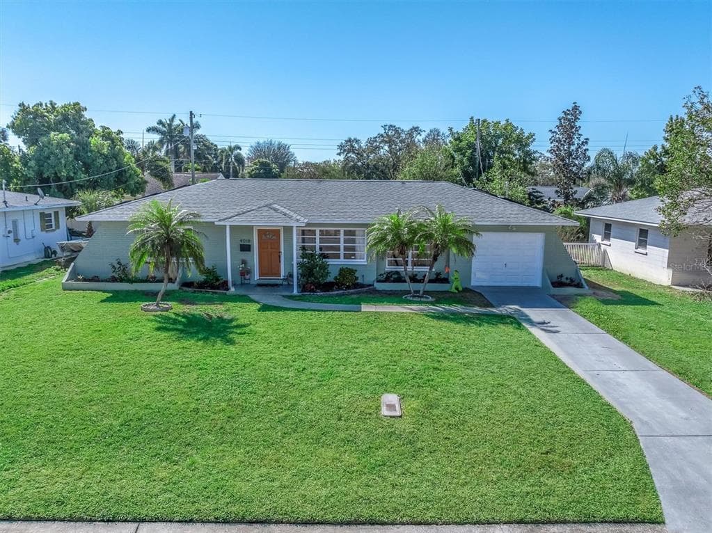 4018 26TH AVENUE N ST PETERSBURG, FL 33713