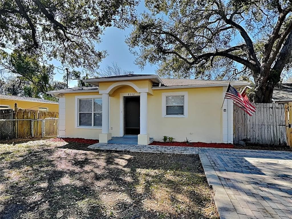 8312 N ORANGEVIEW AVENUE TAMPA, FL 33617