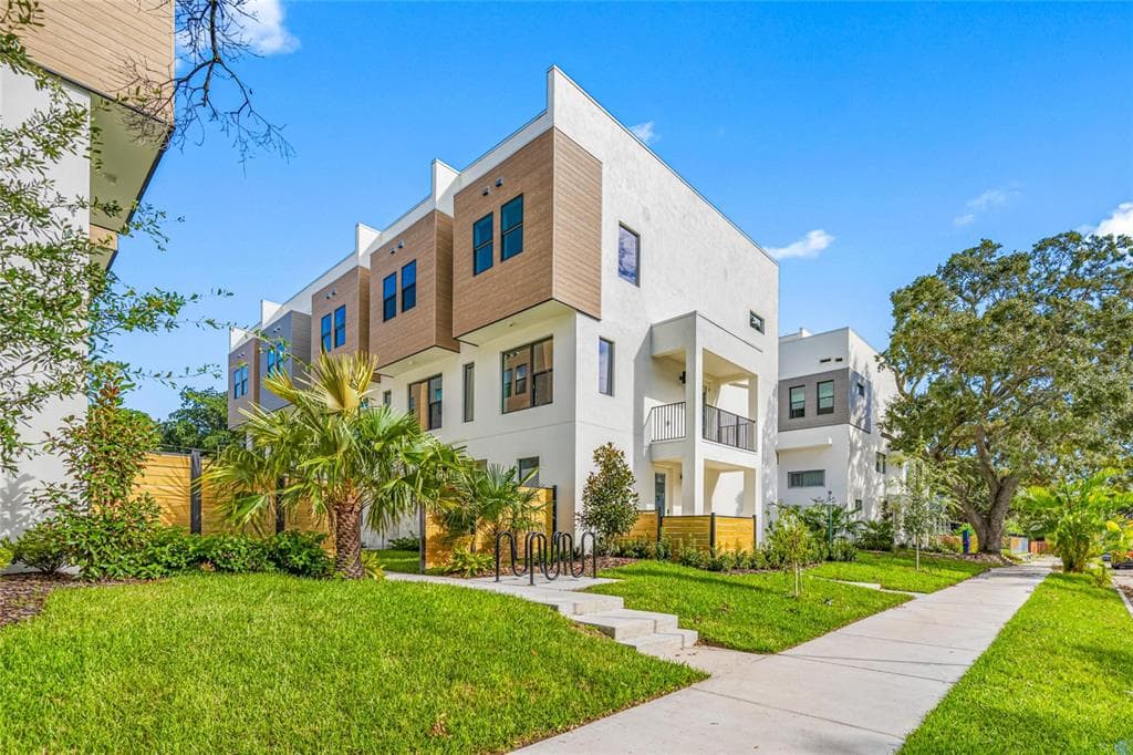 315 15TH STREET N ST PETERSBURG, FL 33705
