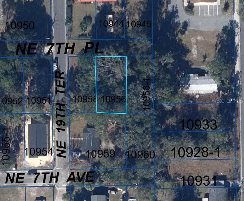 1929 NE 7TH PLACE GAINESVILLE, FL 32641