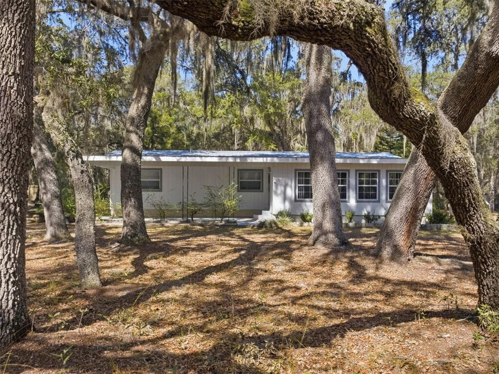 6930 COUNTY ROAD 214 MELROSE, FL 32666
