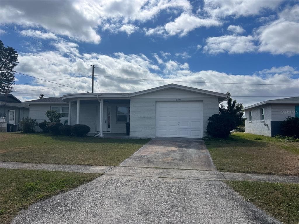 5046 VICTORIA LANE HOLIDAY, FL 34690