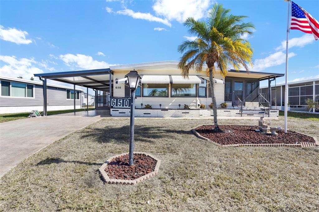 650 LA SALA NORTH PORT, FL 34287