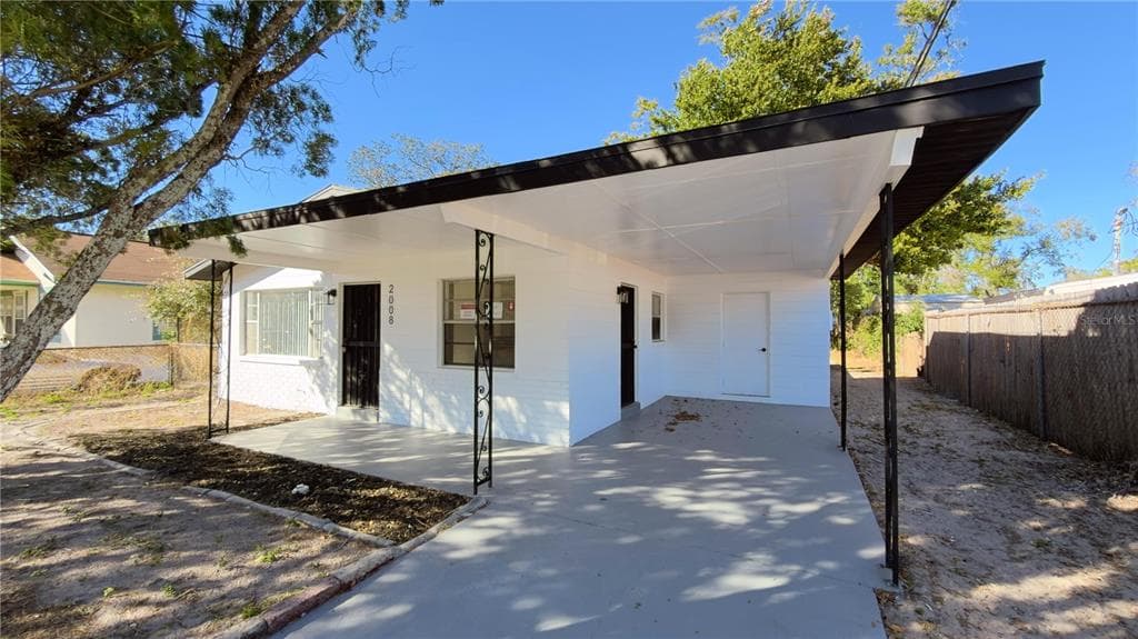 2008 E GENESEE STREET TAMPA, FL 33610