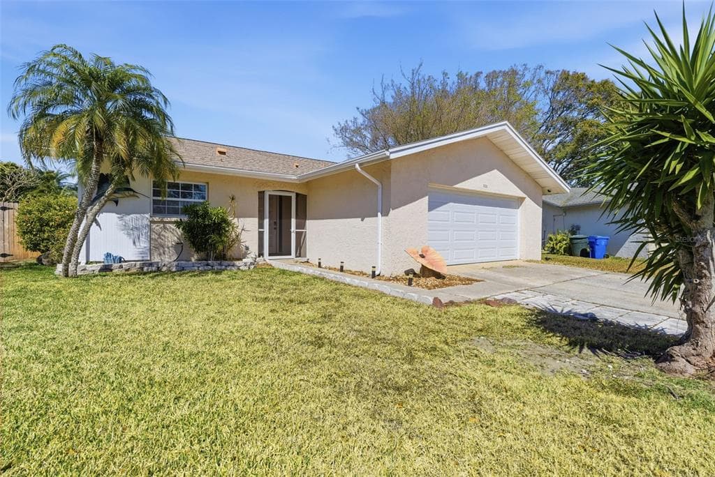 526 BELMIST COURT DUNEDIN, FL 34698