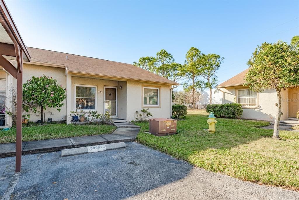 10853 43RD STREET N UNIT 1104 CLEARWATER, FL 33762